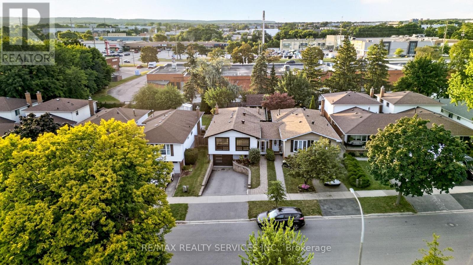 3469 CAPLAN CRESCENT - 5