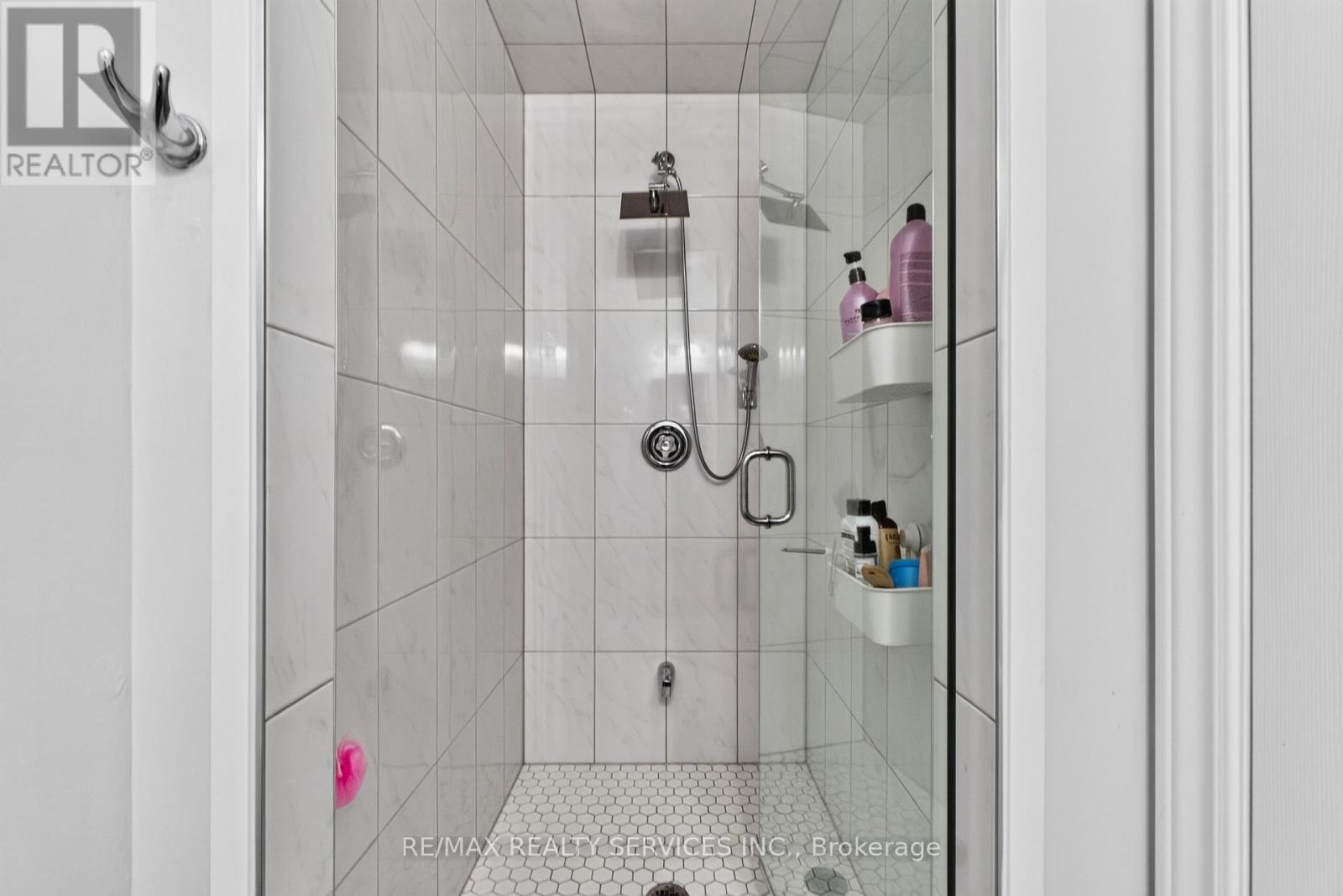3469 CAPLAN CRESCENT - Image 39