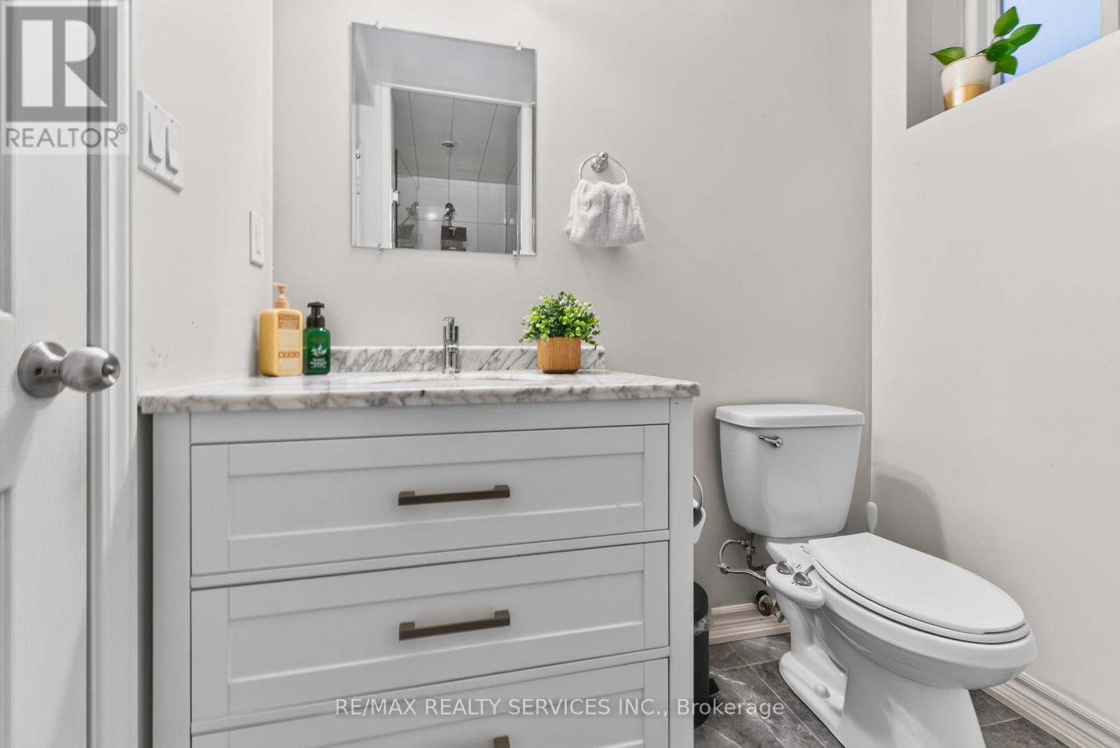 3469 CAPLAN CRESCENT - Image 40