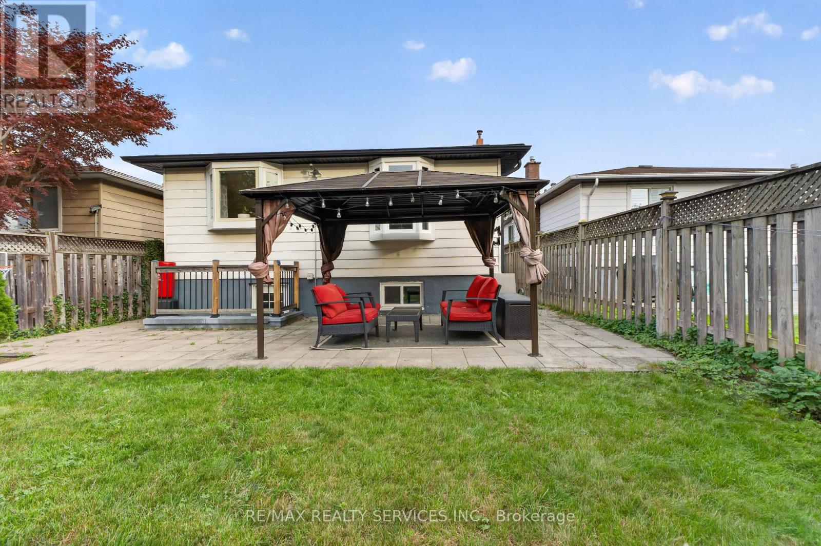 3469 CAPLAN CRESCENT - 46