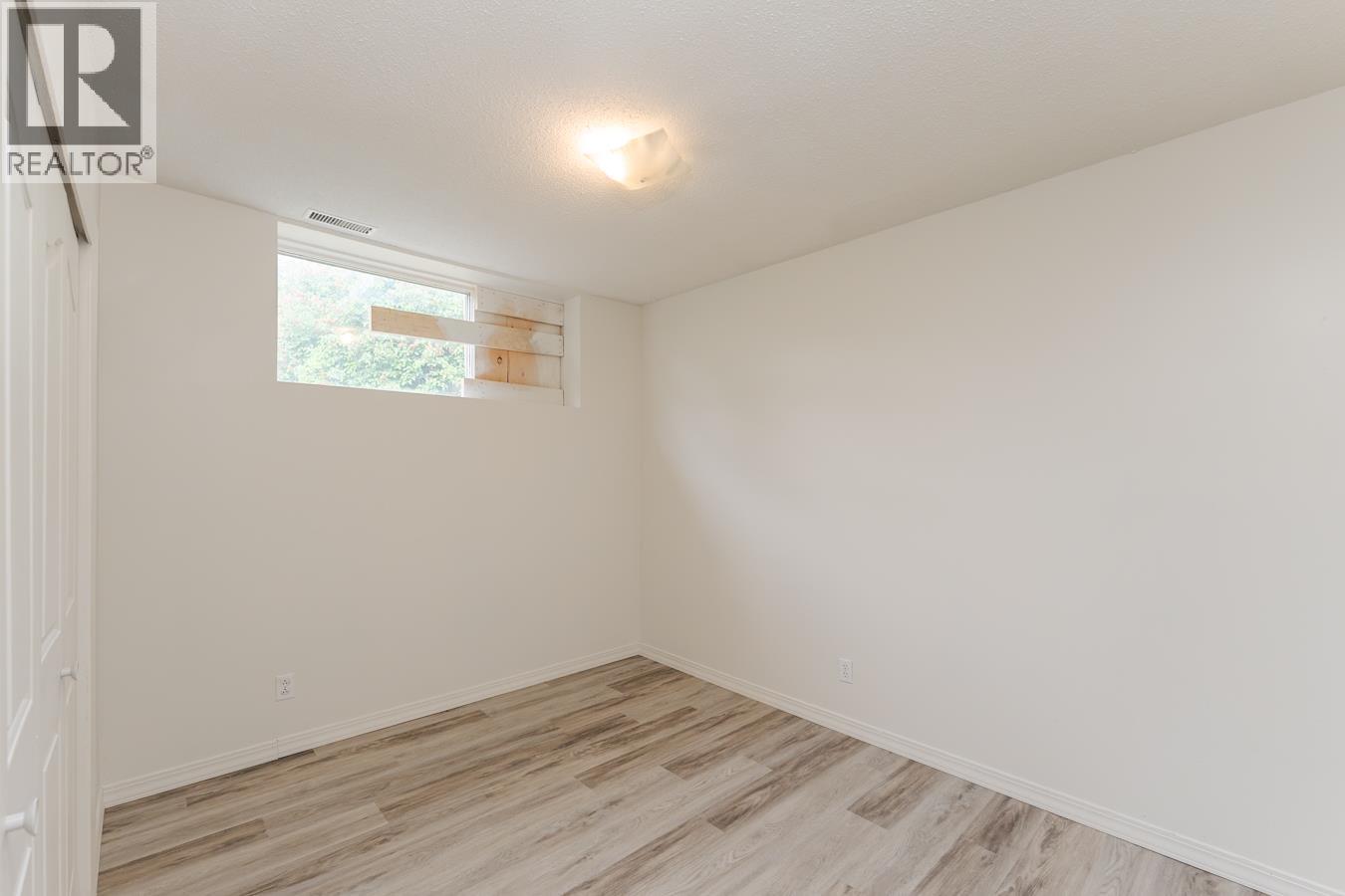 549 AHBAU STREET - 22