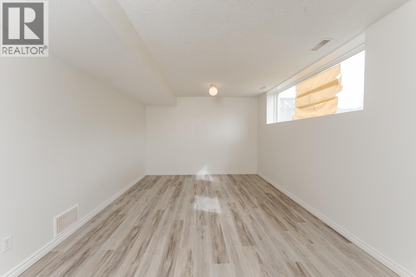 549 AHBAU STREET - 23