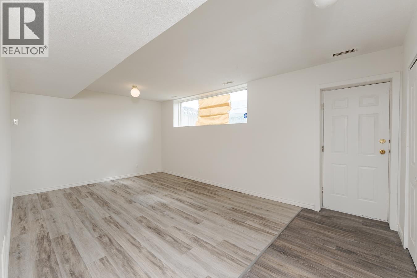 549 AHBAU STREET - 24