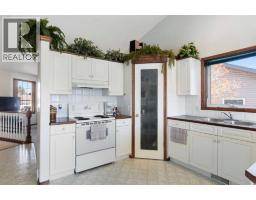 2 Madison Court, Strathmore, AB T1P1M5 Photo 10