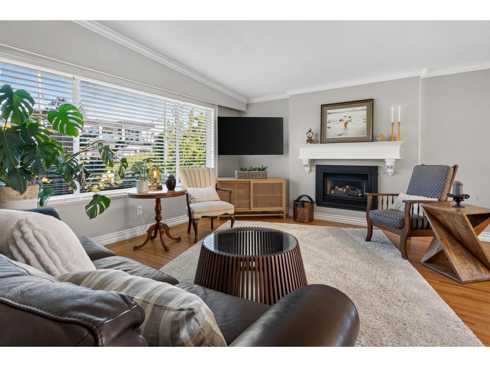 14480 MANN PARK CRESCENT, White Rock — photo 9