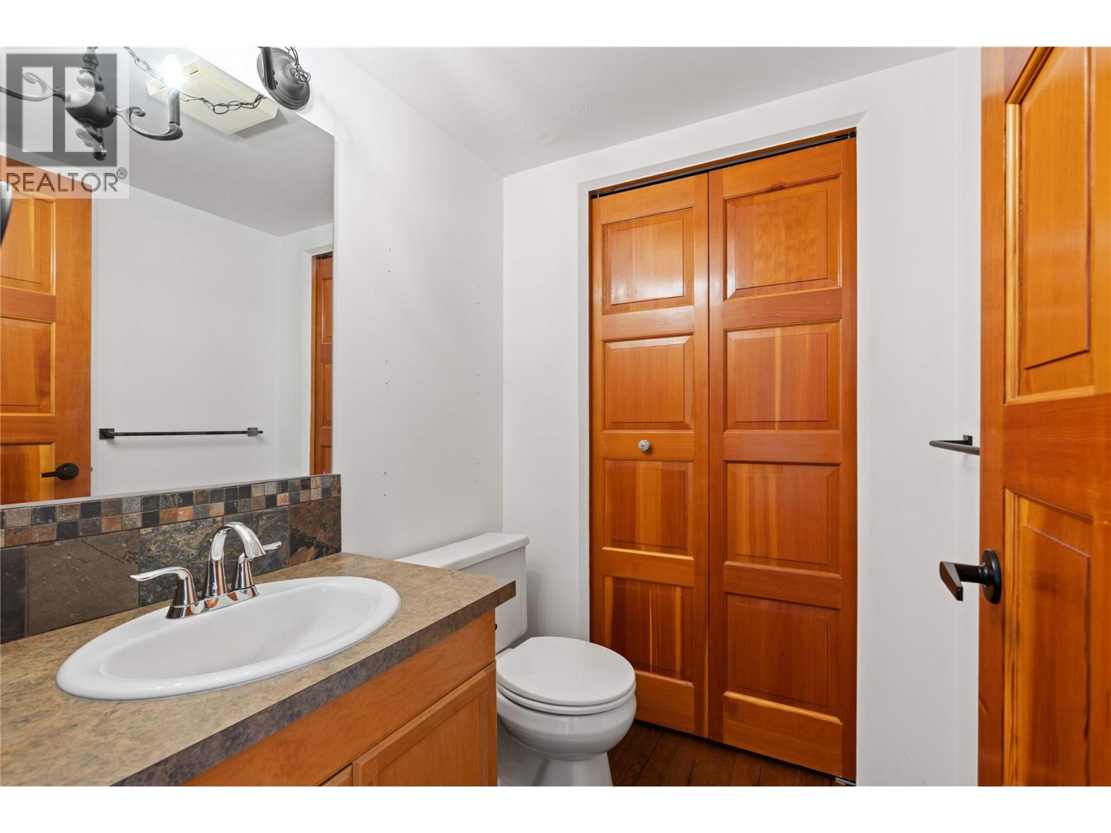 #21 3901 35 Avenue - 8