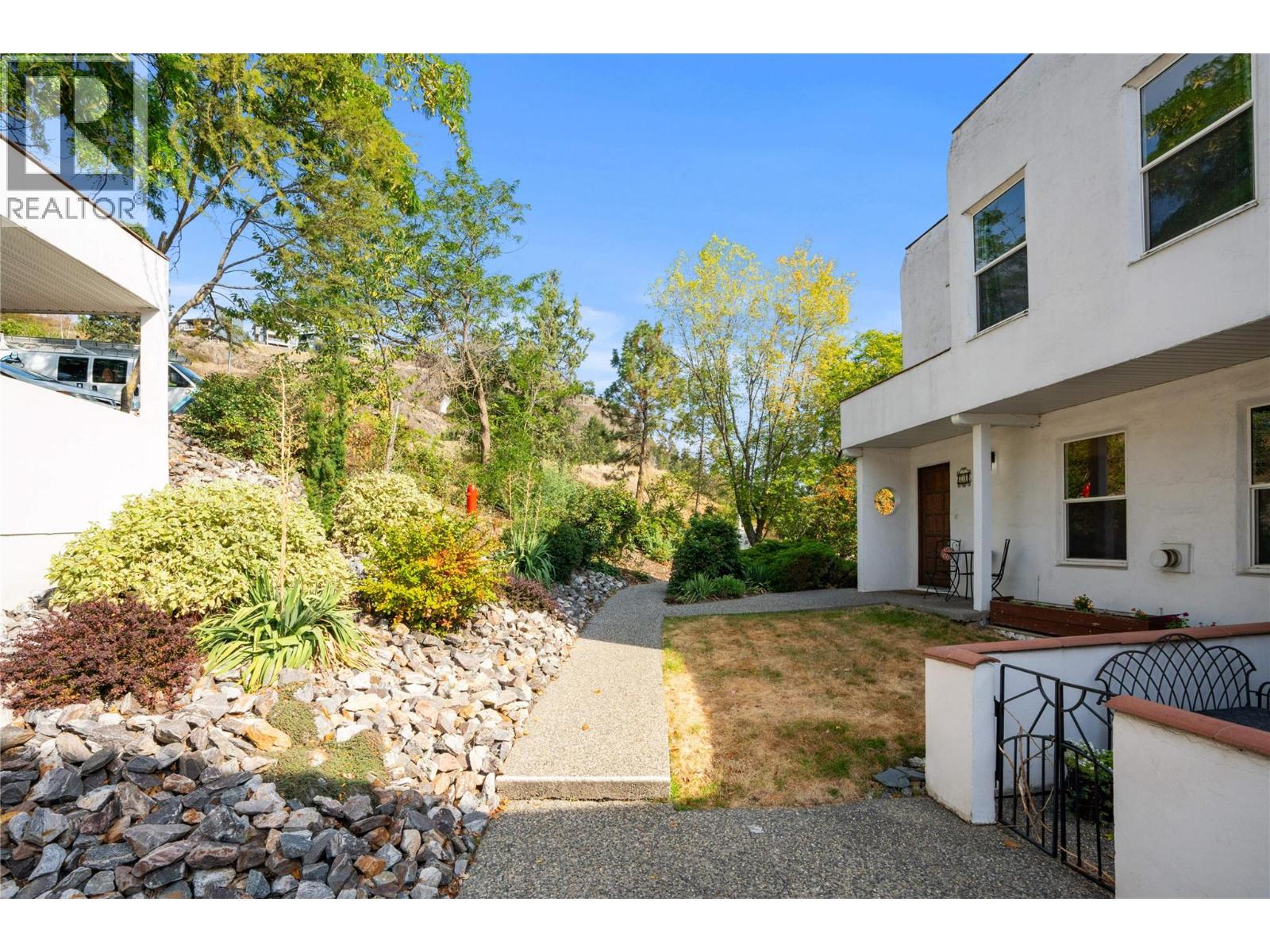 #21 3901 35 Avenue - 37