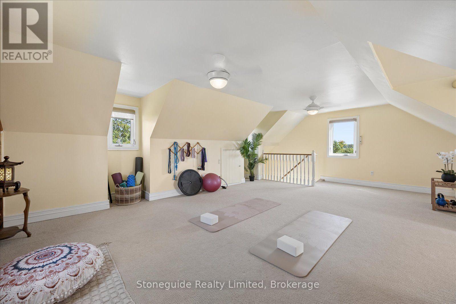 1611 PARKHILL ROAD W - Image 18
