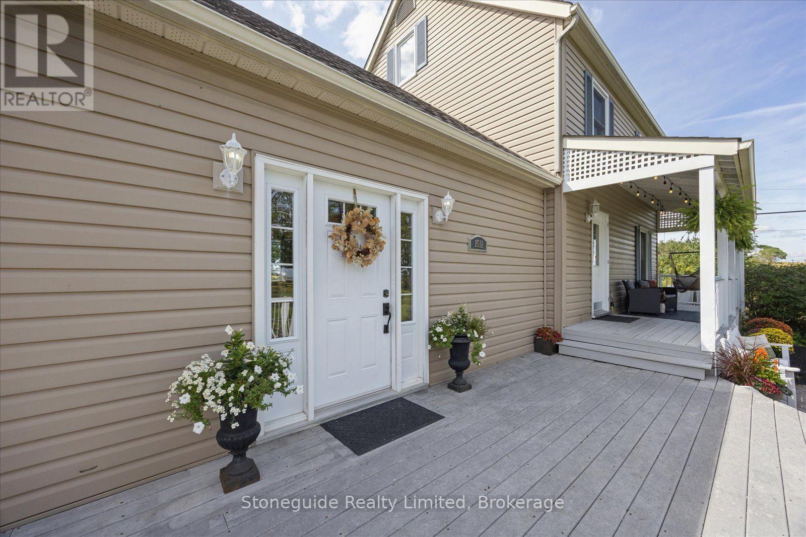 1611 PARKHILL ROAD W - Image 25