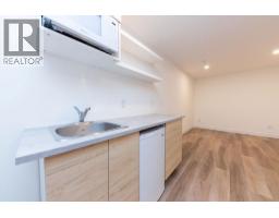 393 Waddington Drive, Kamloops, BC V2E1S3 Photo 31