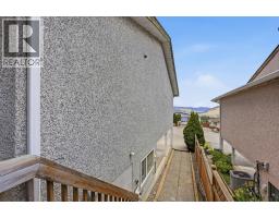 393 Waddington Drive, Kamloops, BC V2E1S3 Photo 57