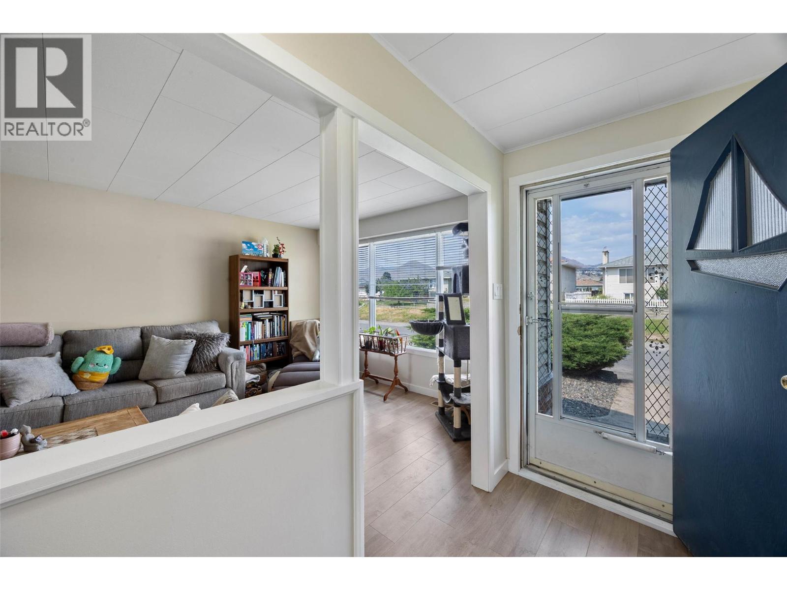 1019 Moncton Avenue - 3