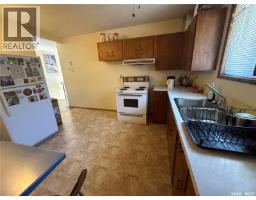121 29th Street W, Saskatoon, SK S7L0L7 Photo 6