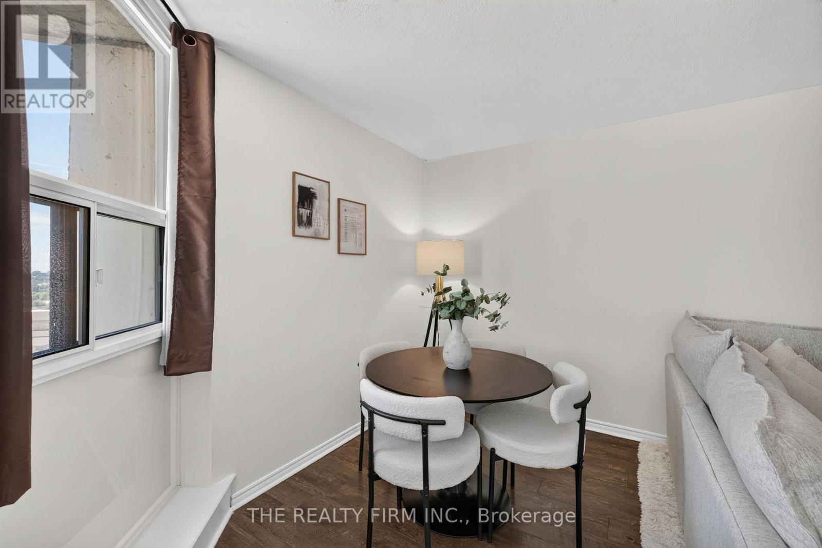 363 Colborne Street — photo 12