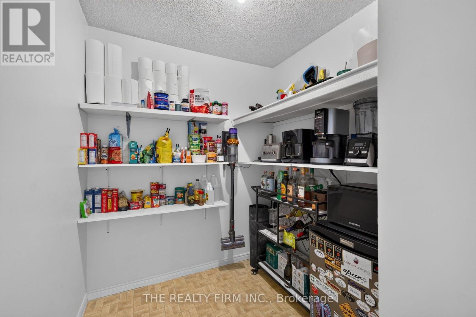 363 Colborne Street — photo 18