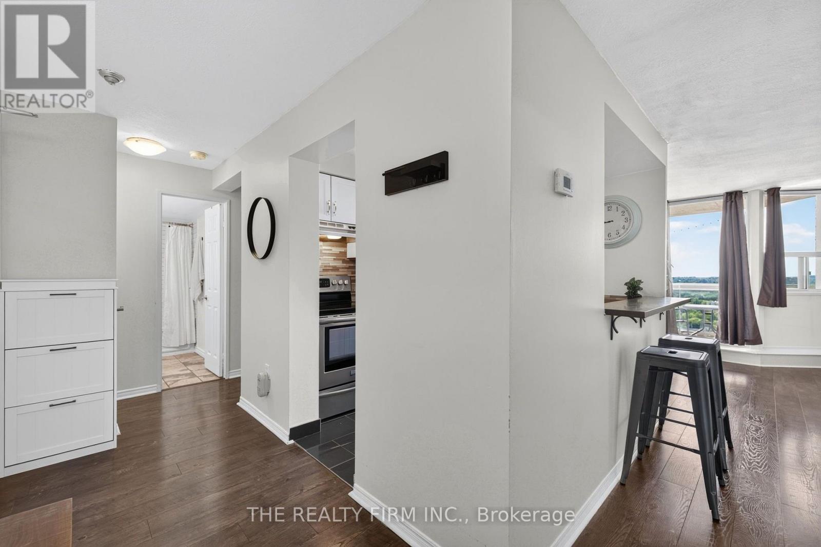 2505 - 363 COLBORNE STREET, London East (East K) — photo 2