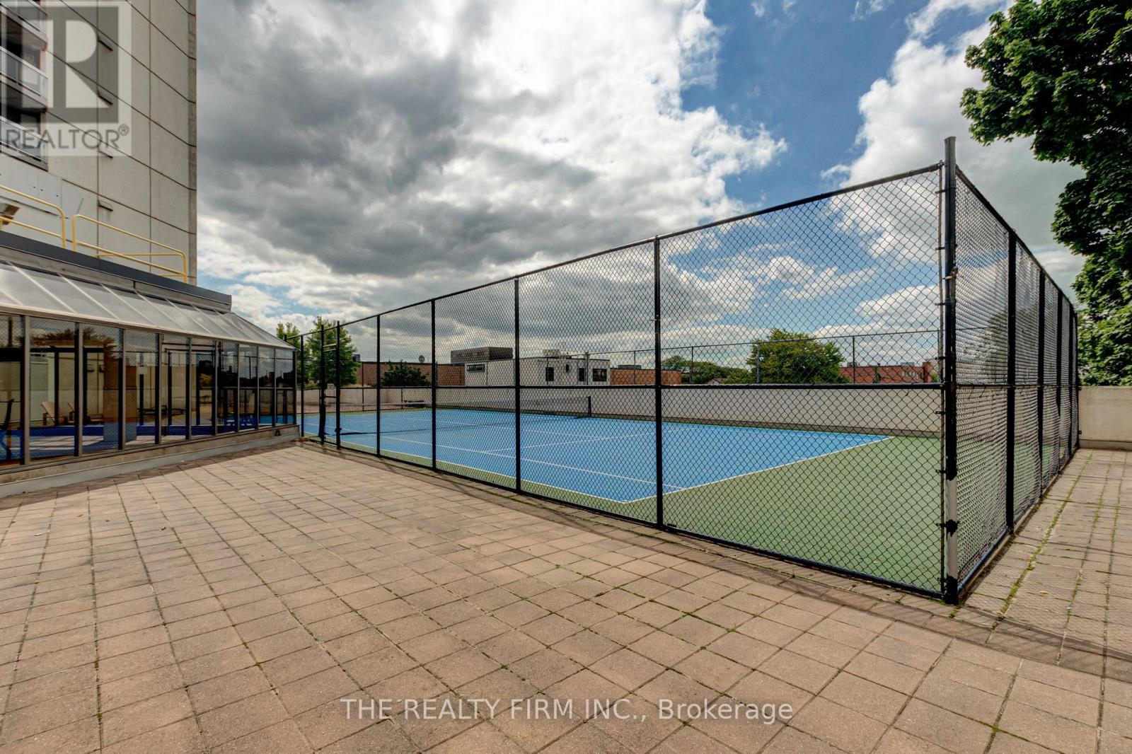 363 Colborne Street — photo 38