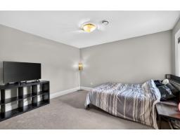 19185 90 Avenue, Surrey, BC V4N3X2 Photo 32