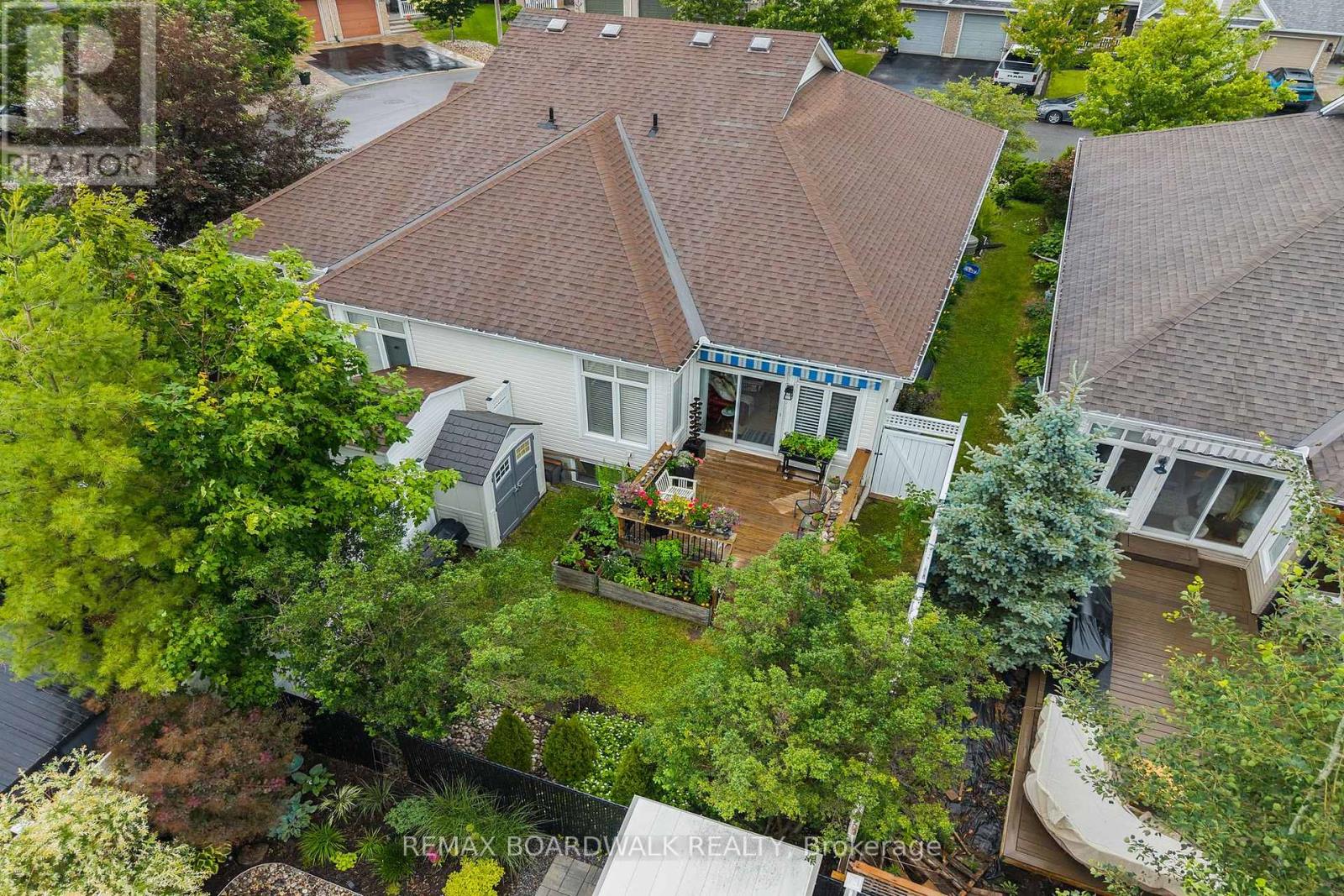 2 Bed, 3 Bath House for Sale in Ottawa – 251 BULRUSH CRESCENT, Ottawa – MLS# X13775280 - Image 77