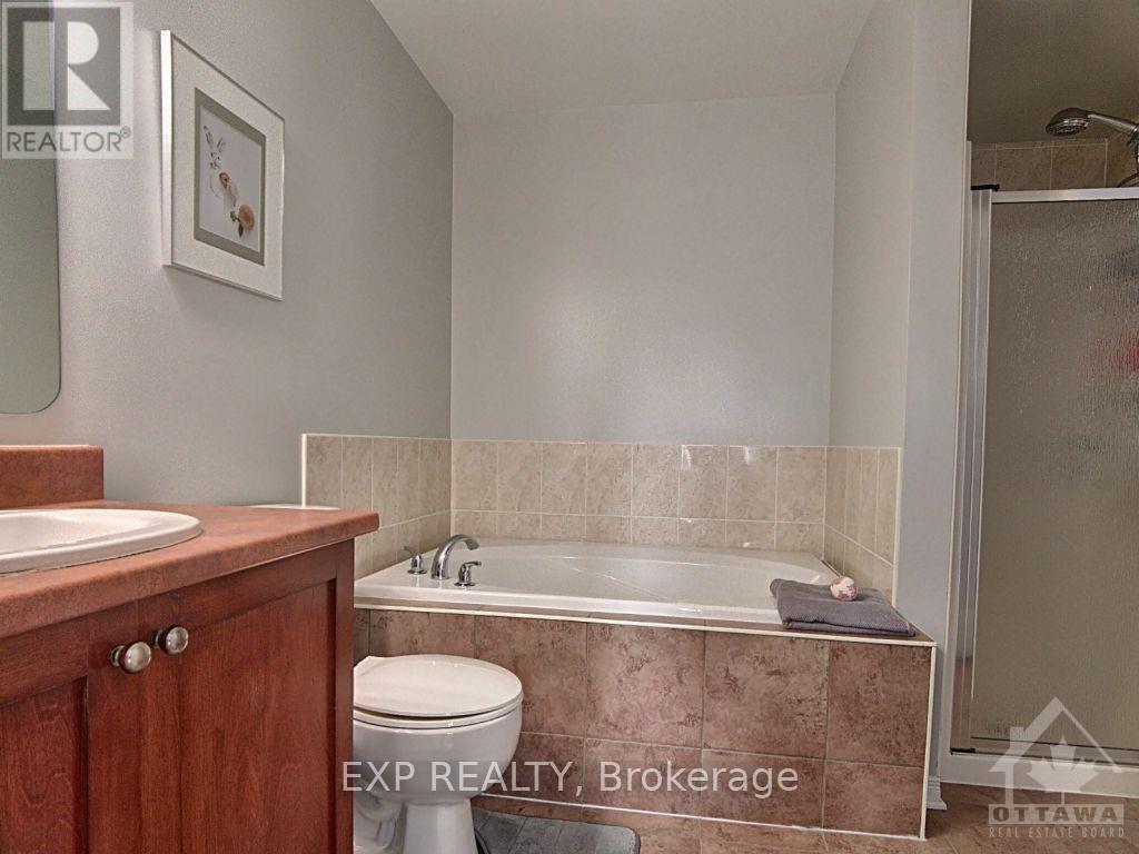 #247 90 EDENVALE DRIVE - 14