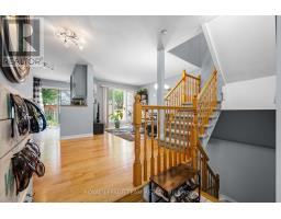 Living room - 193 Thornbury Crescent, Ottawa, ON K2G6C2 Photo 6