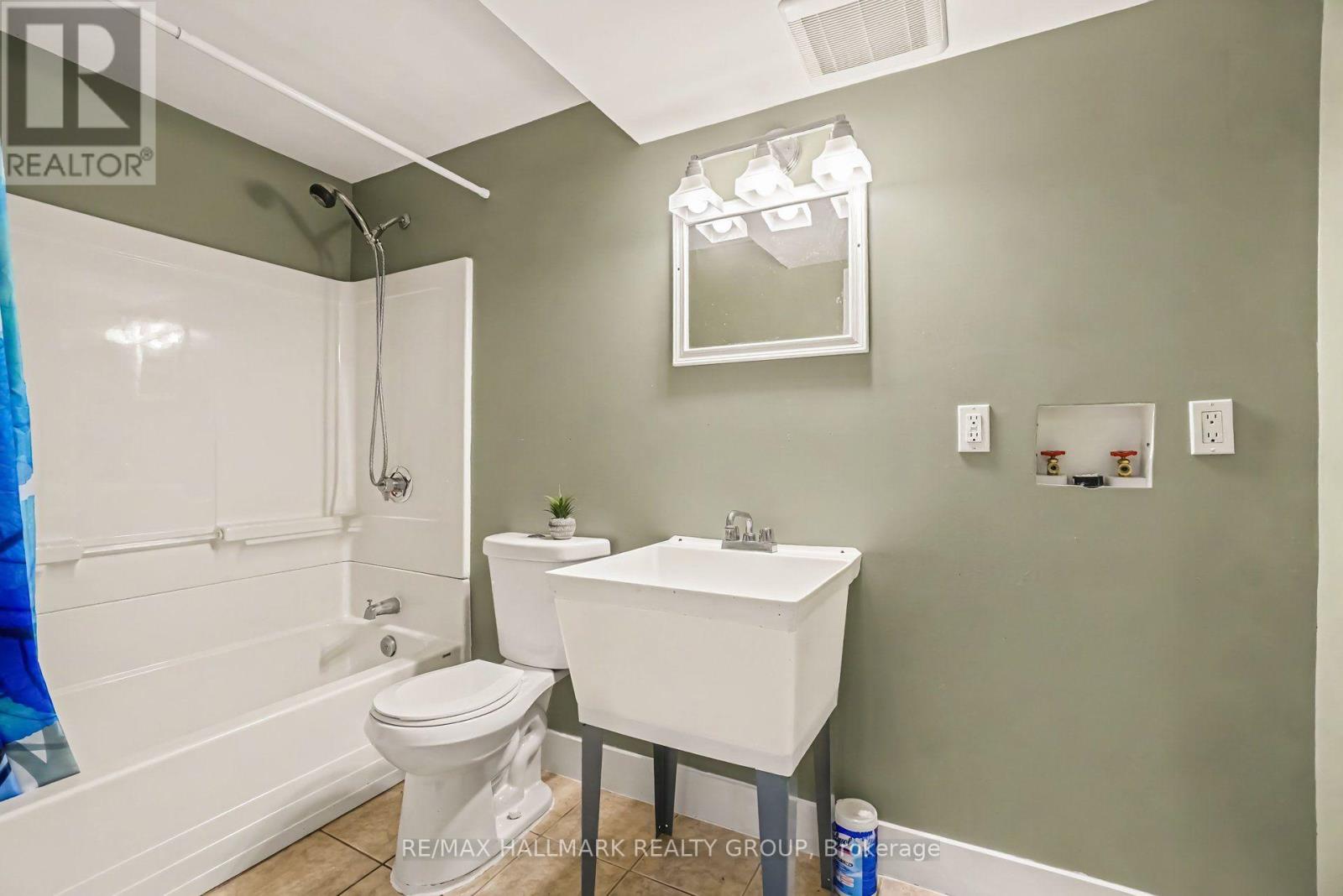 3 Bed, 3 Bath House for Sale in Ottawa – 7273 MITCH OWENS ROAD, Ottawa – MLS# X13775312 - Image 53