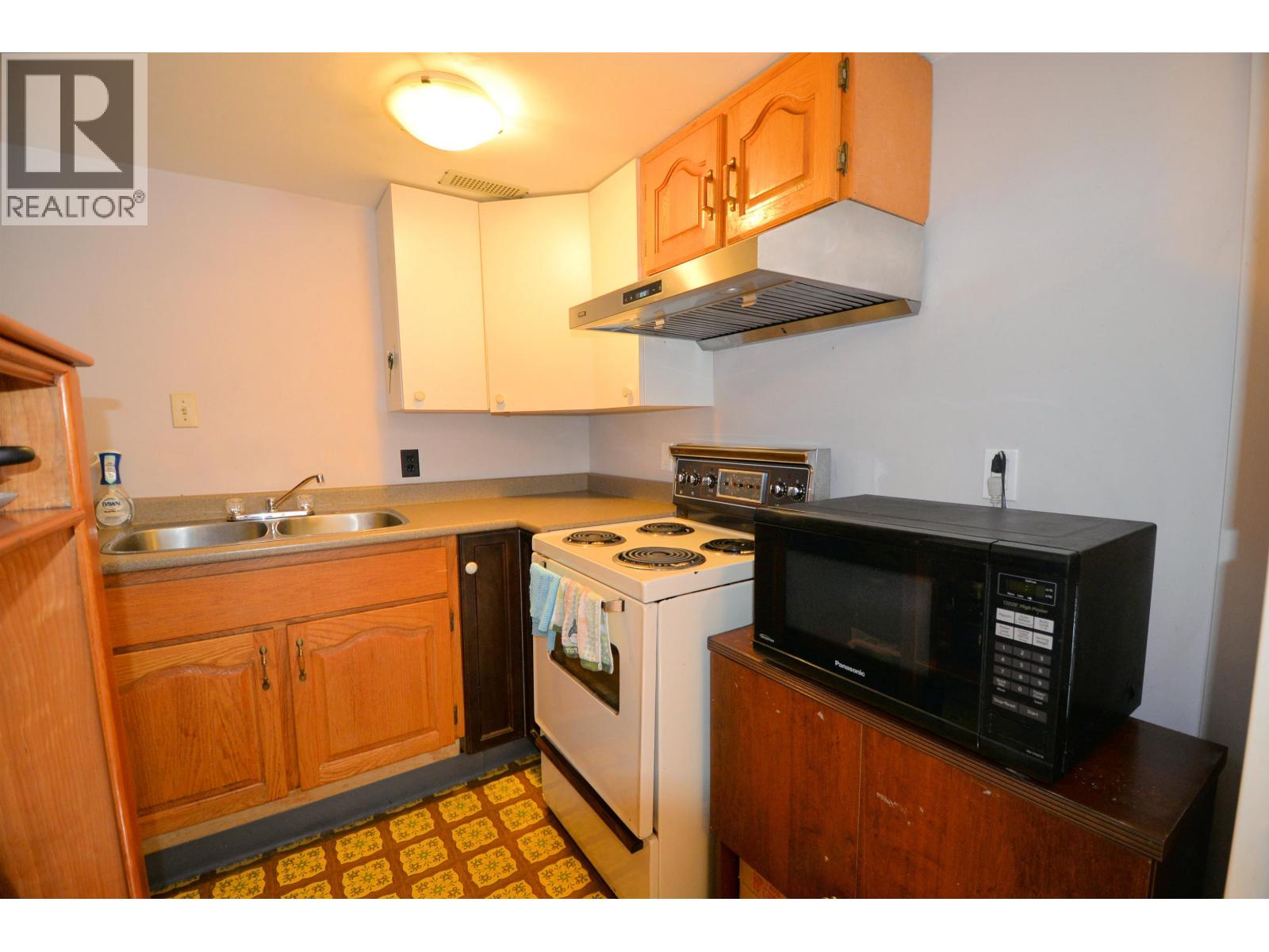 2263 NORWOOD STREET - 11