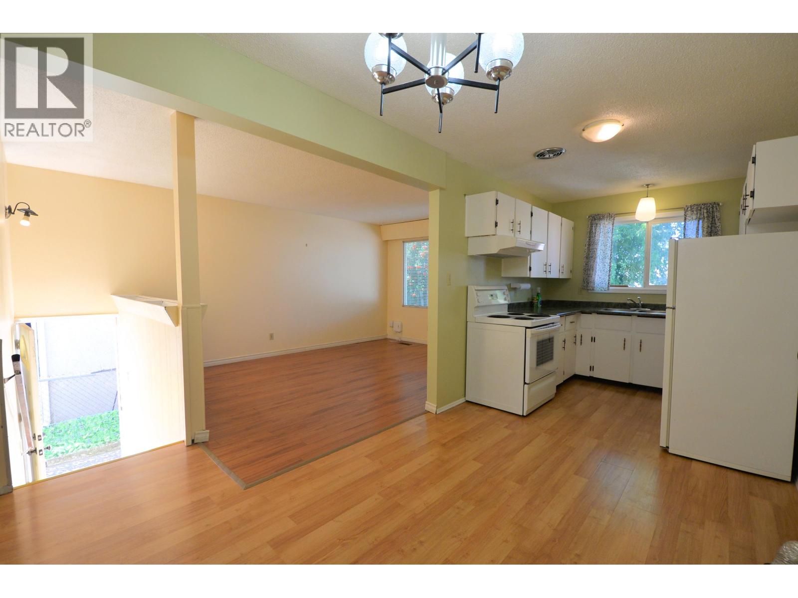 2263 NORWOOD STREET - 3