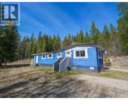 2512 Blackwater Road, Quesnel, BC V2J7H7 Photo 21