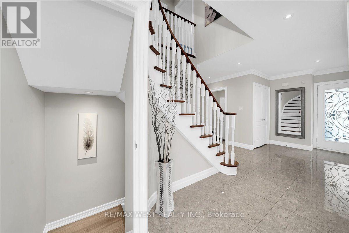 107 WILDHAVEN CRESCENT - Image 33
