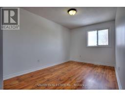 24 Lampman Lane, Barrie, ON L4N5B1 Photo 11