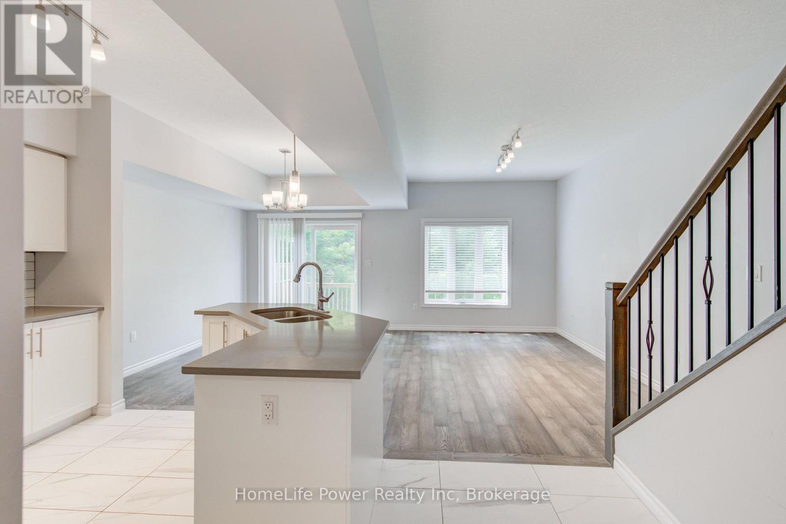 3967 Savoy Street — photo 10