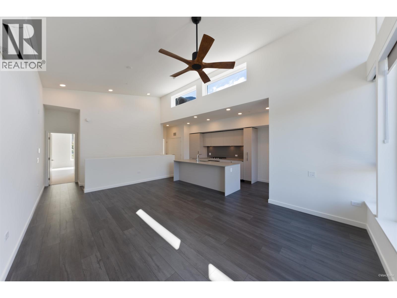 208 1500 SCOTT CRESCENT, Squamish — photo 4