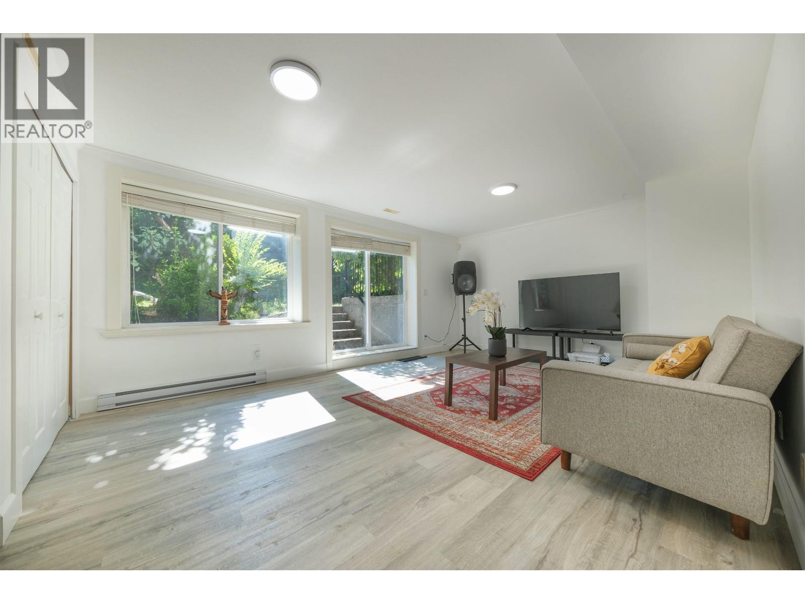 BASEMENT 1630 LAWSON AVENUE, West Vancouver