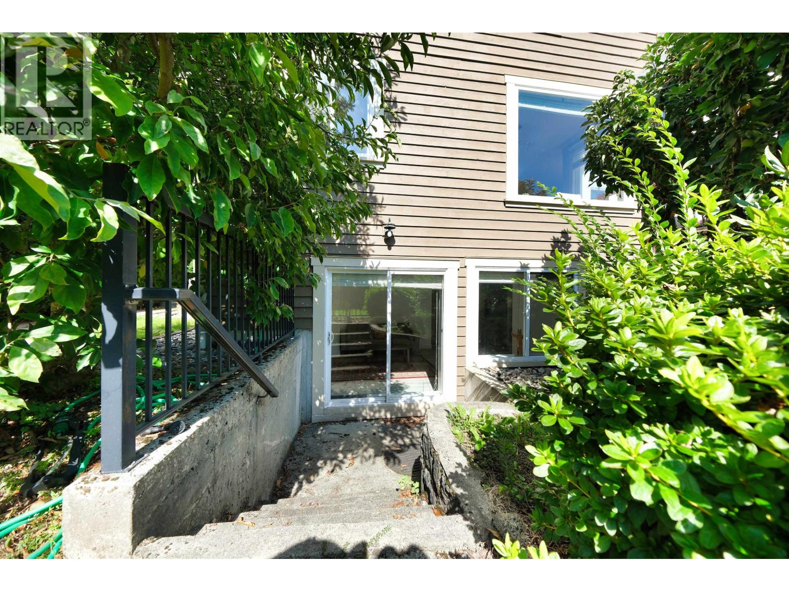 BASEMENT 1630 LAWSON AVENUE, West Vancouver