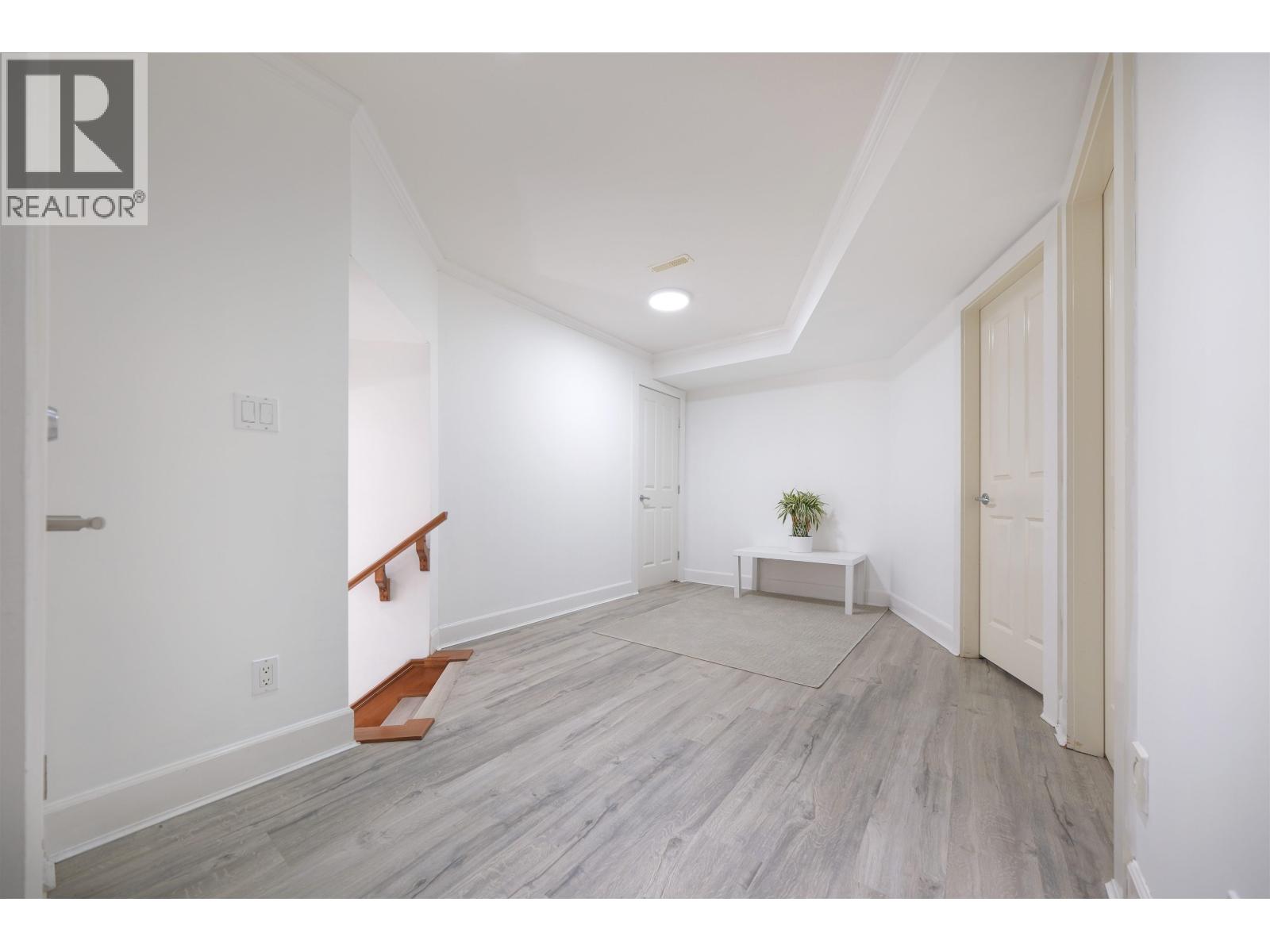 BASEMENT 1630 LAWSON AVENUE, West Vancouver