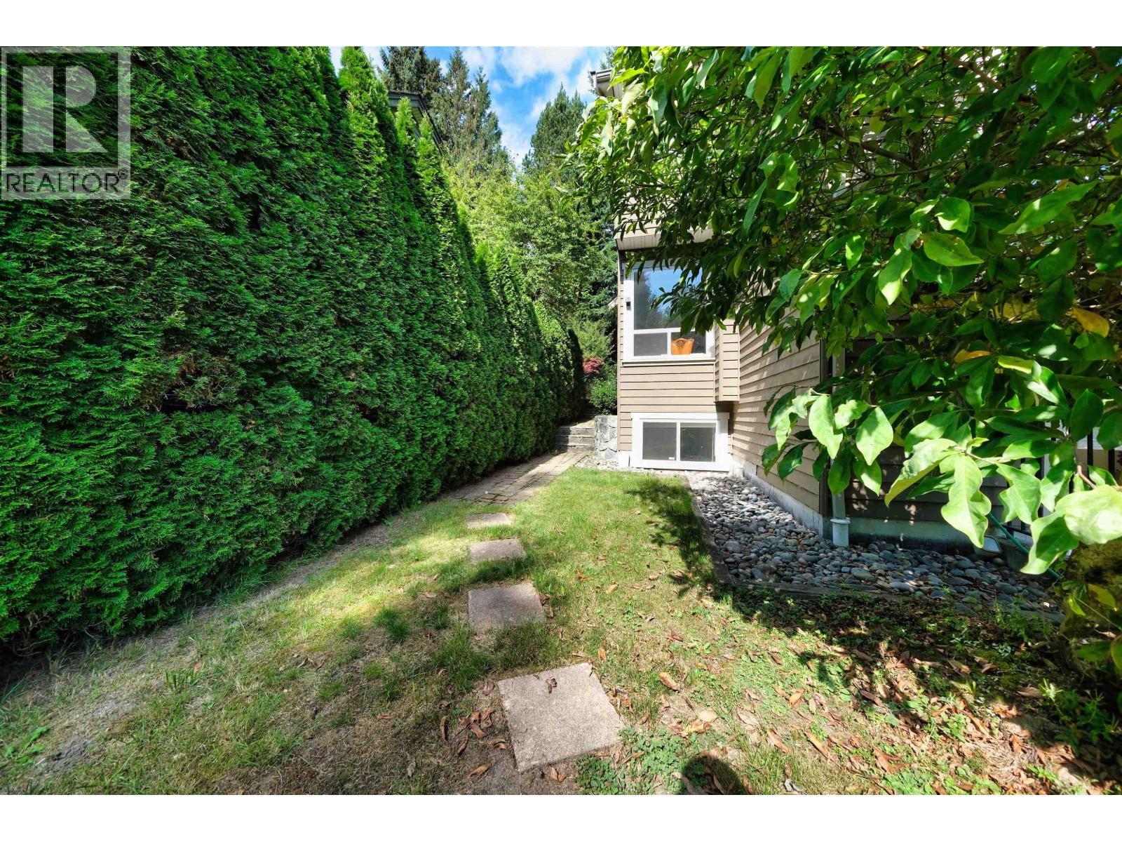 BASEMENT 1630 LAWSON AVENUE, West Vancouver