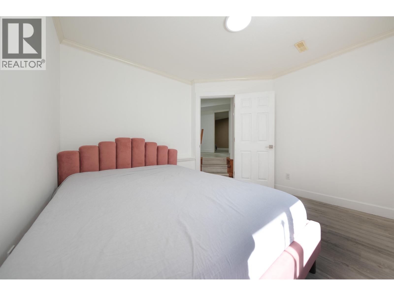 BASEMENT 1630 LAWSON AVENUE, West Vancouver