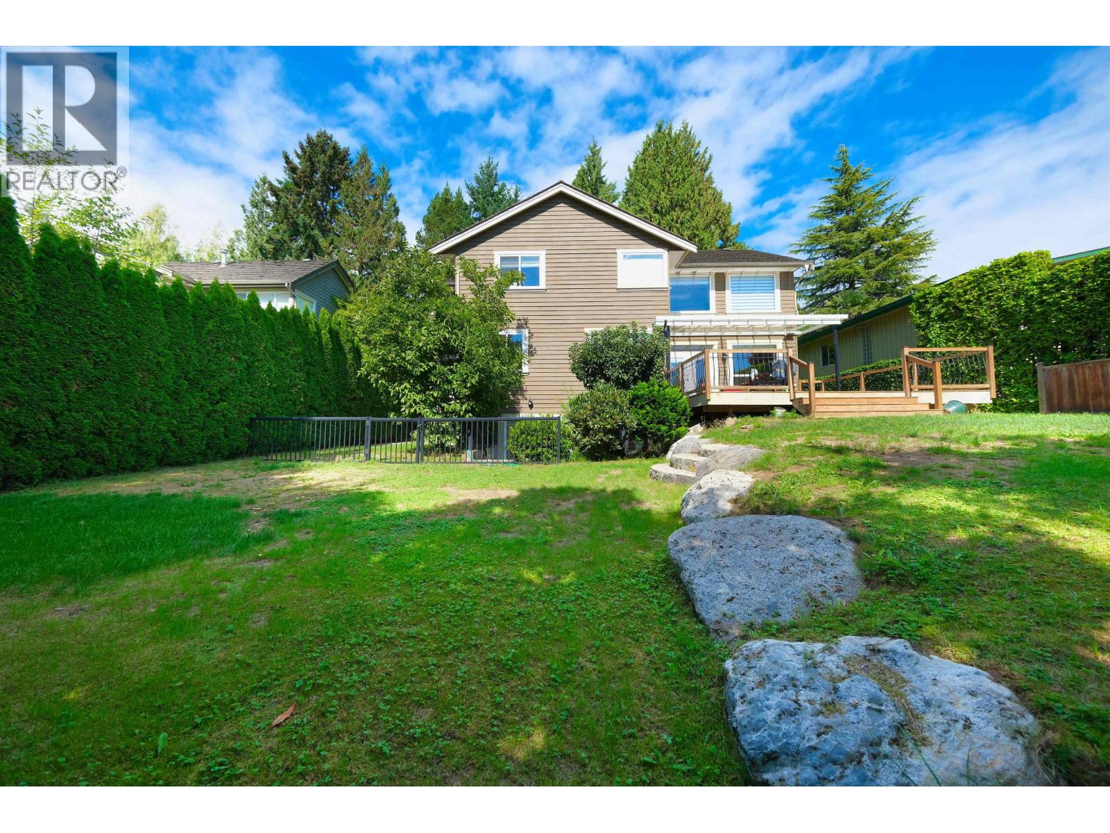 BASEMENT 1630 LAWSON AVENUE, West Vancouver
