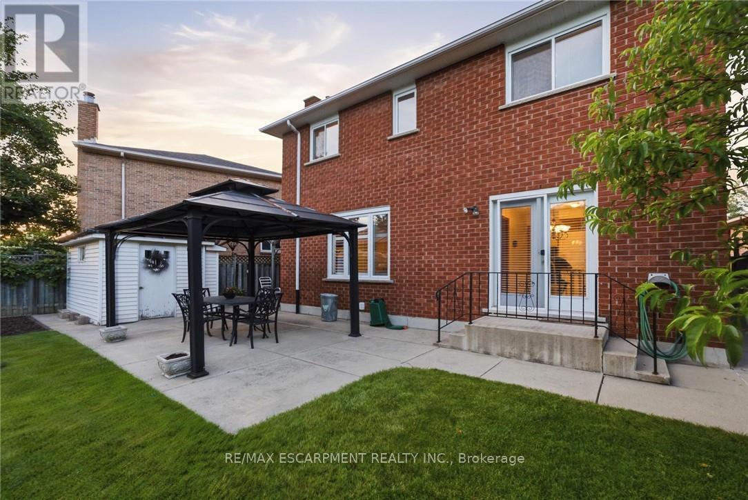 11 GABRIELE COURT - 34
