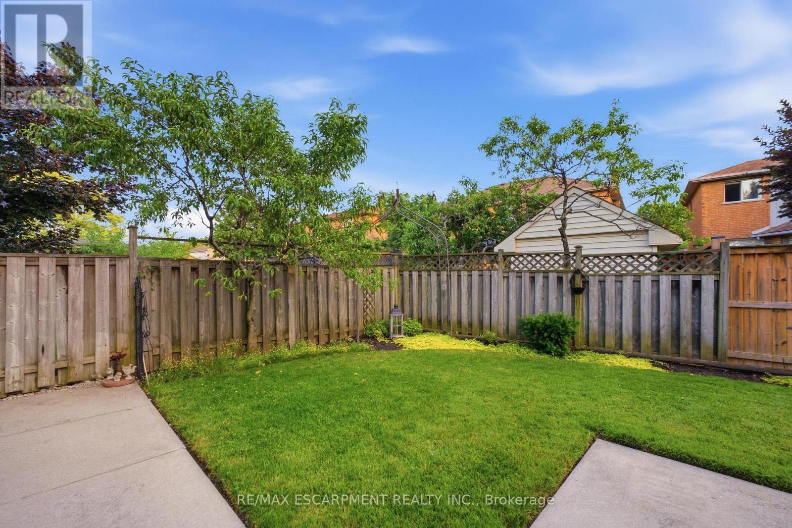 11 GABRIELE COURT - 35