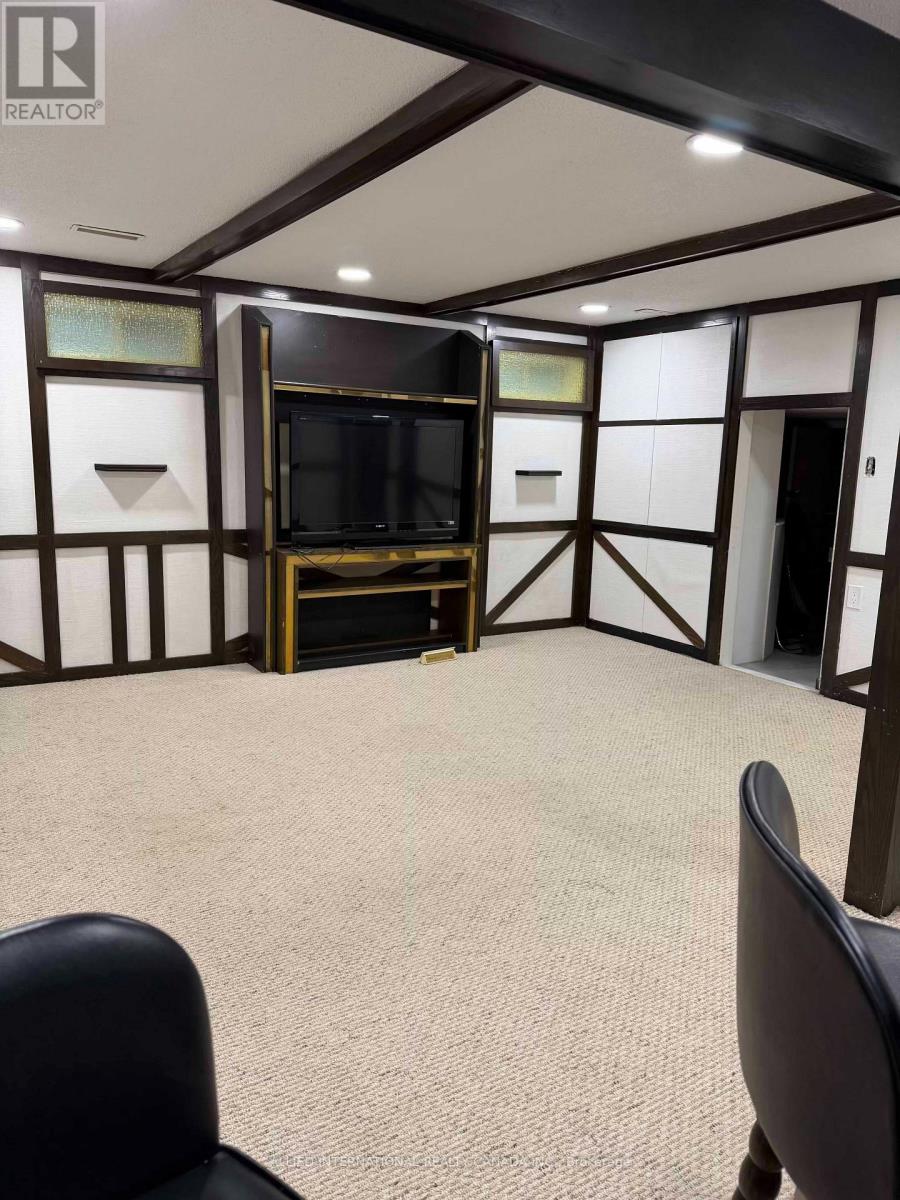 6 ABERFELDY CRESCENT - 28