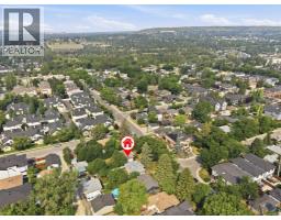 Kitchen - 235 32 Avenue Nw, Calgary, AB T2M2P8 Photo 7