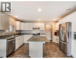 1479 37th Street, Castlegar, BC V1N4J5 Photo 21