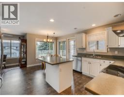 1479 37th Street, Castlegar, BC V1N4J5 Photo 23
