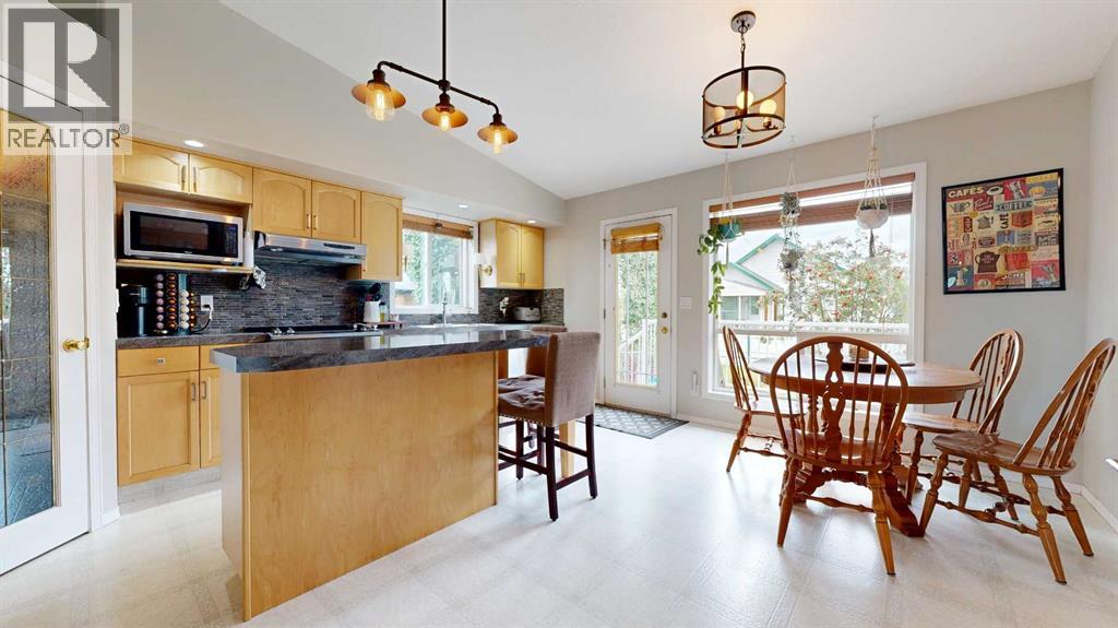 7425 103A Street - 8