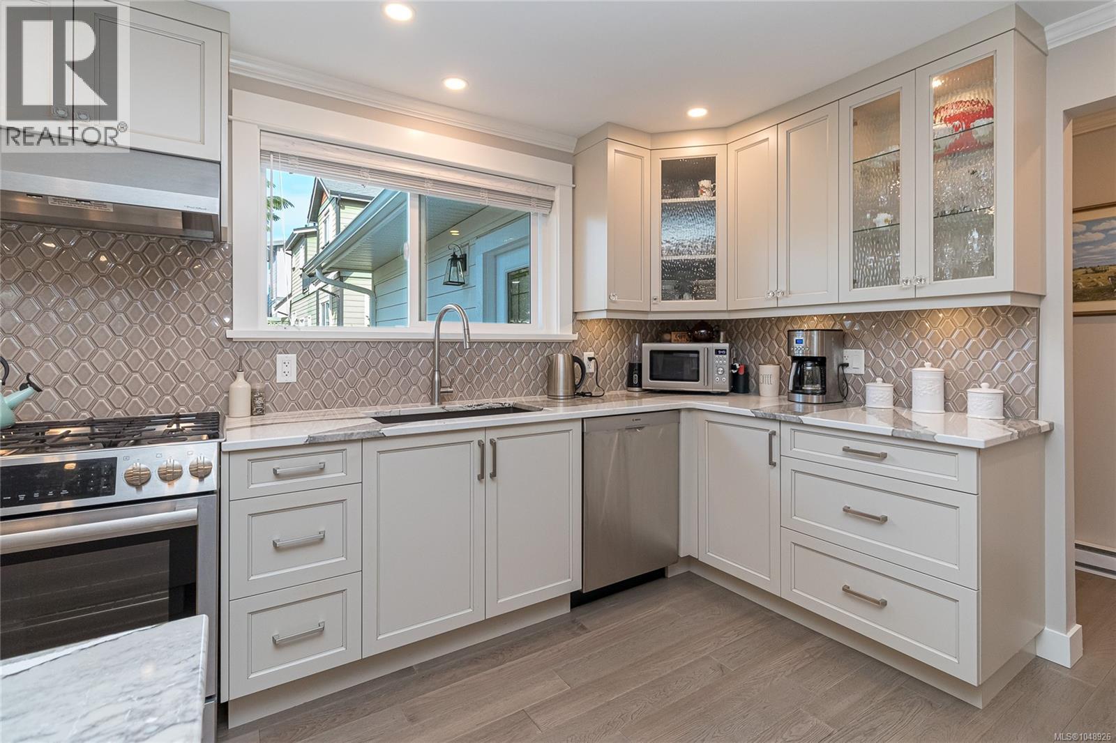 2485 Orchard Ave - 14