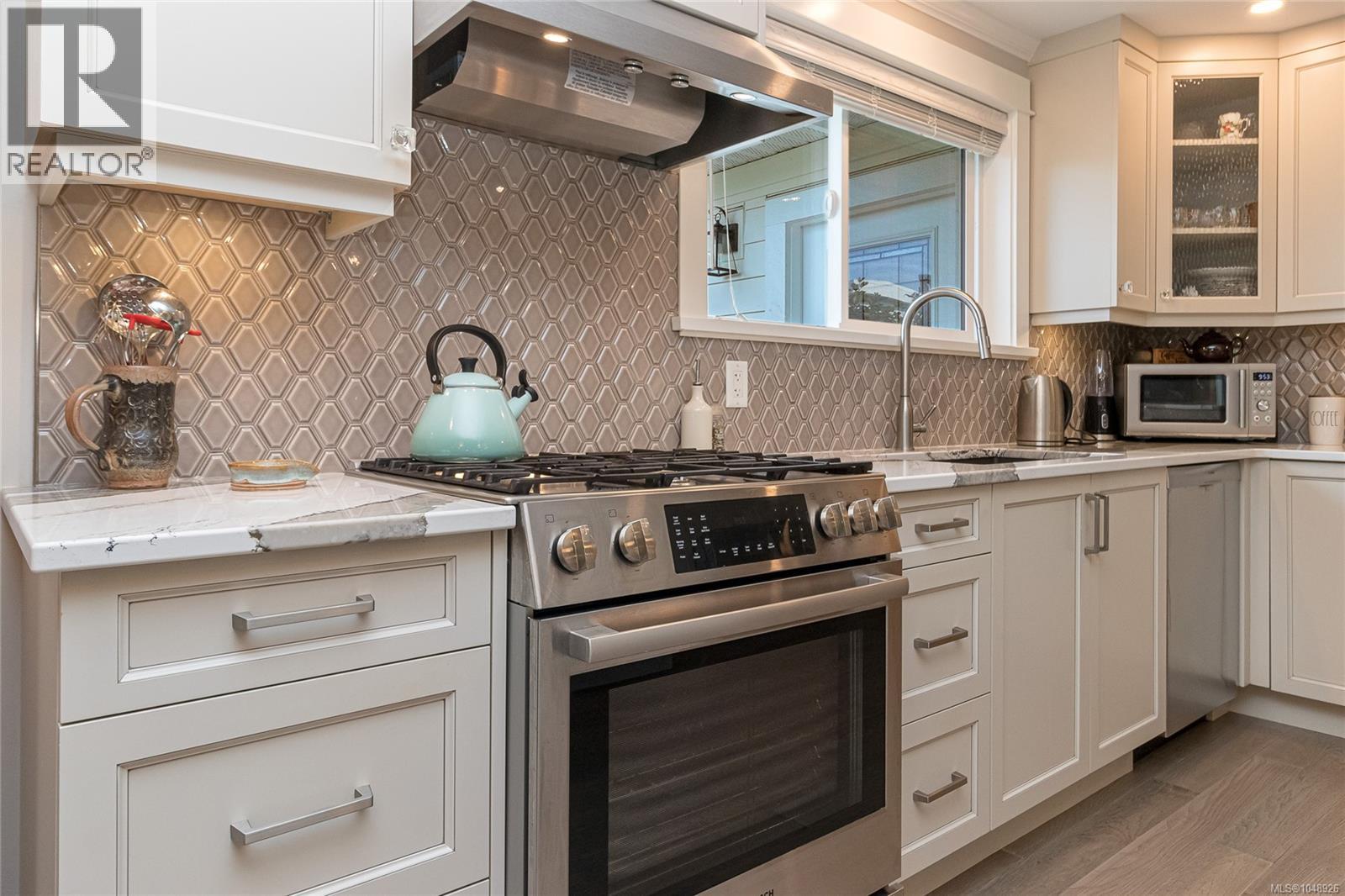 2485 Orchard Ave - 16