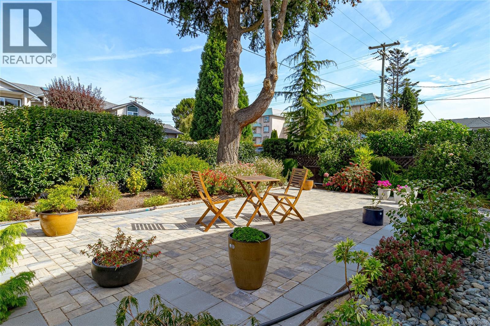 2485 Orchard Ave - 40