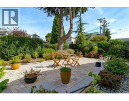 2485 Orchard Ave, Sidney, BC V8L1V4 Photo 40